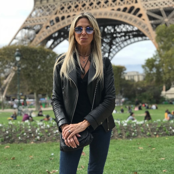 Meet your Posher, Heidi - Picture 2 of 8